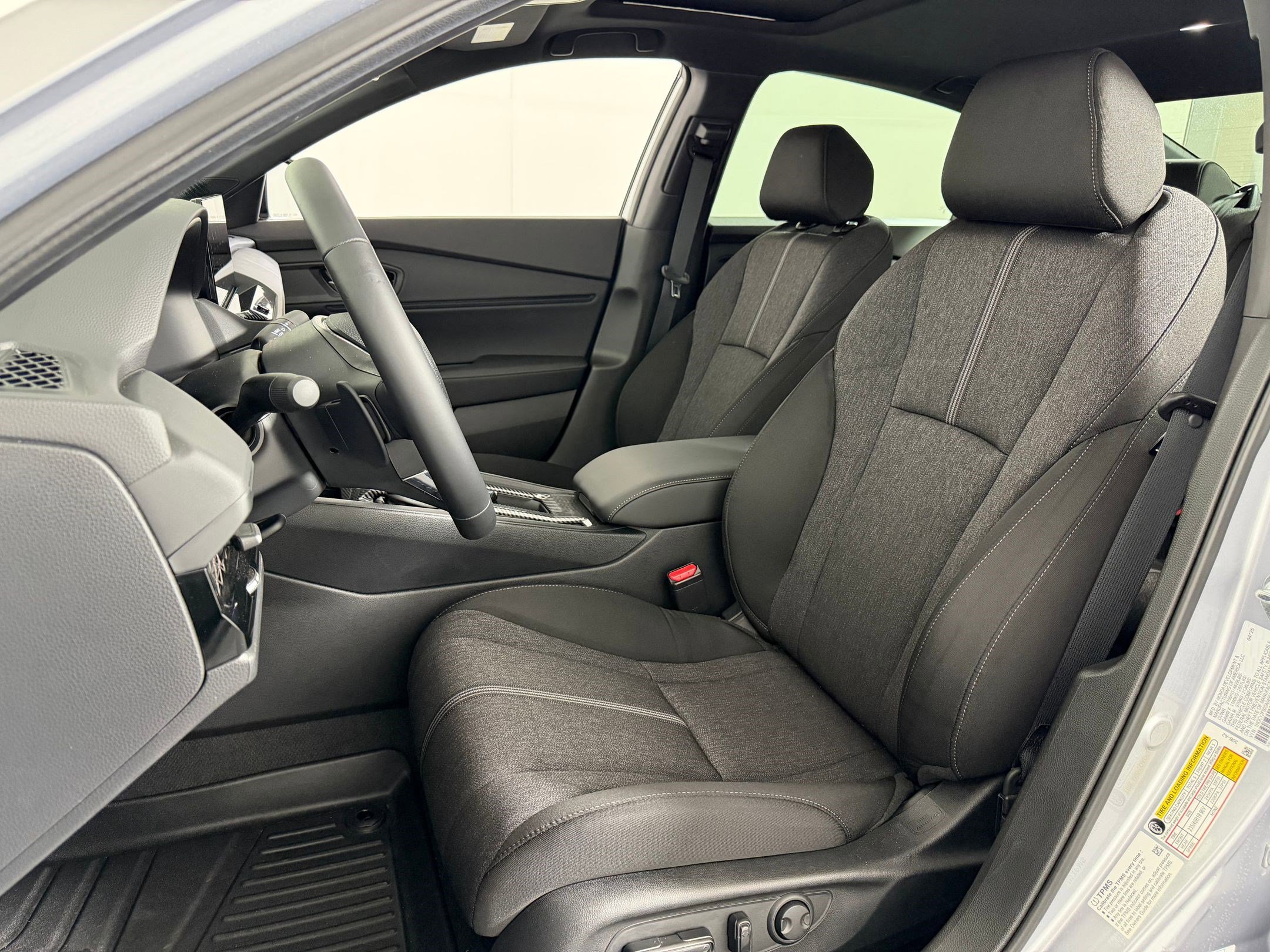 Certified 2025 Honda Accord Sport image 4