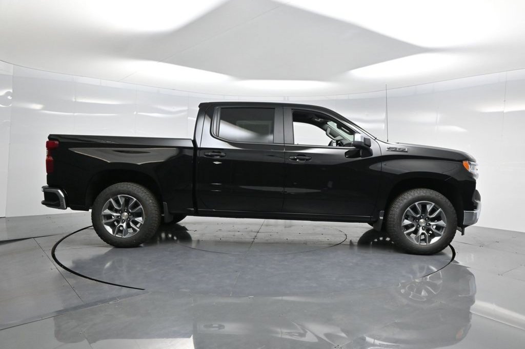 New 2026 Chevrolet Silverado 1500 LT w/ All Star Edition Plus AWD/4WD image 4