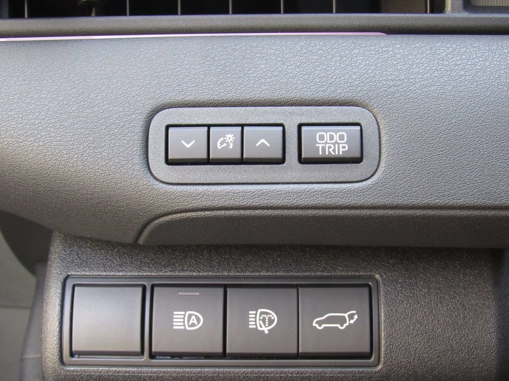 New 2026 Toyota bZ FWD image 34