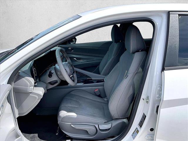 Used 2023 Hyundai Elantra SEL w/ Convenience Package FWD image 27