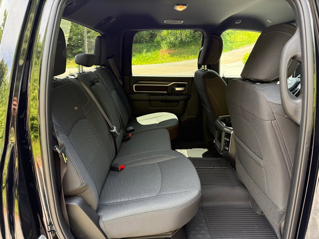 New 2026 RAM 2500 Big Horn AWD/4WD image 19