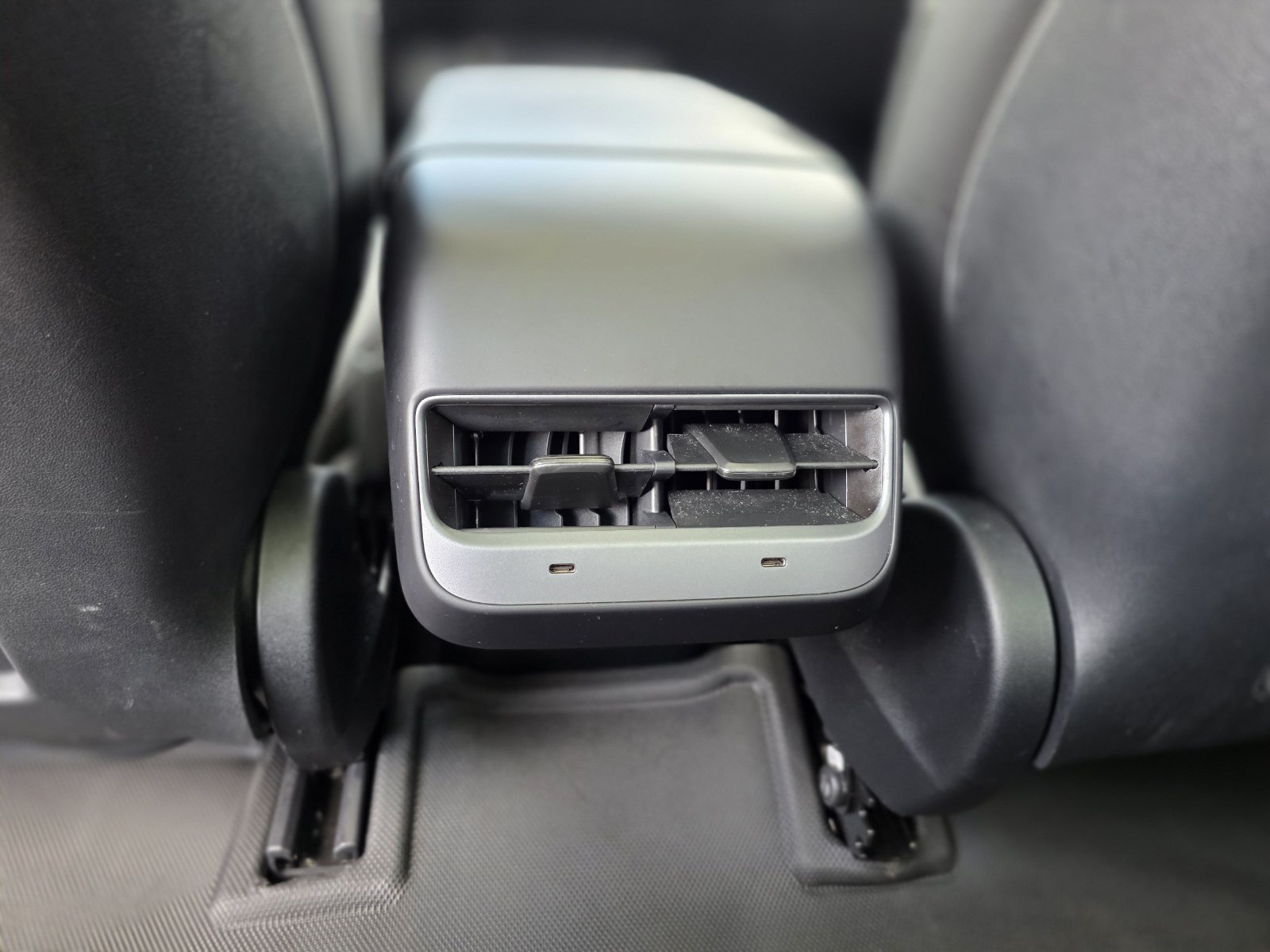Used 2023 Tesla Model 3 Standard Range RWD image 17