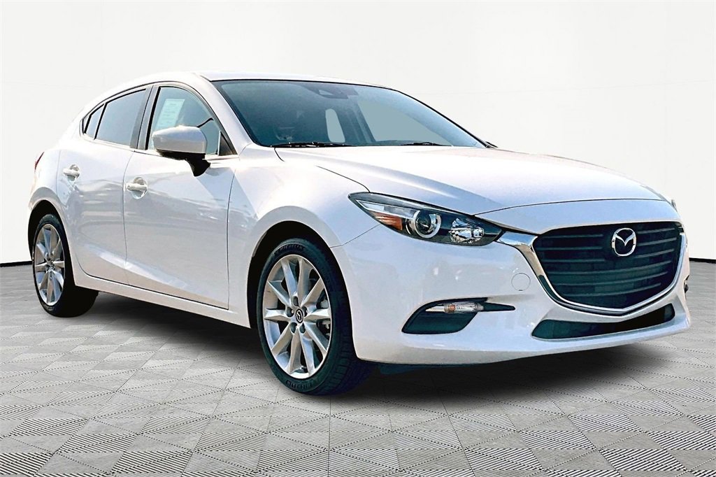 Used 2017 MAZDA MAZDA3 Touring image 5