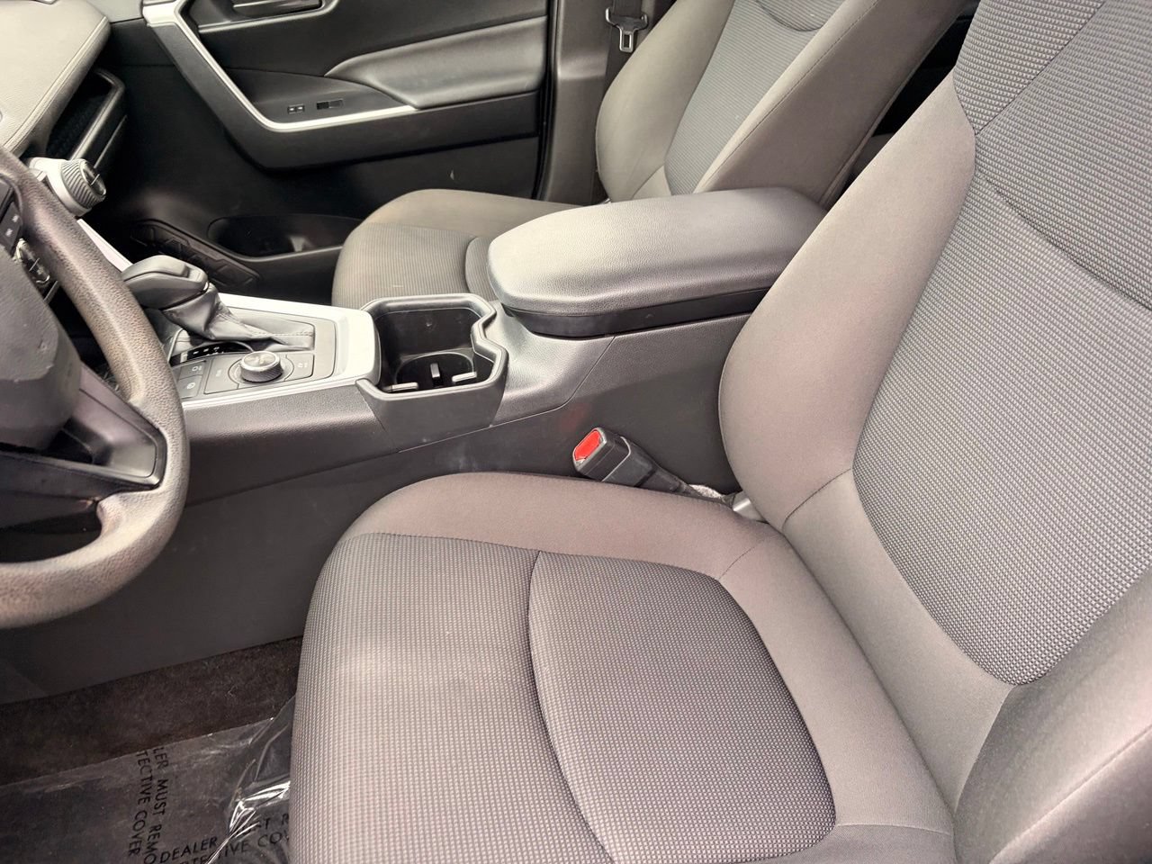 Used 2023 Toyota RAV4 LE AWD/4WD image 16