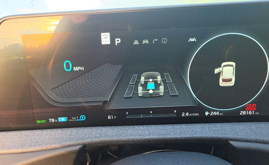 Used 2024 Kia EV6 Wind w/ Wind Technology Package AWD/4WD image 13