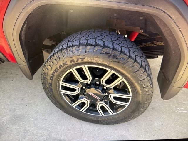 Used 2021 GMC Sierra 3500 AT4 w/ AT4 Premium Plus Package AWD/4WD image 5