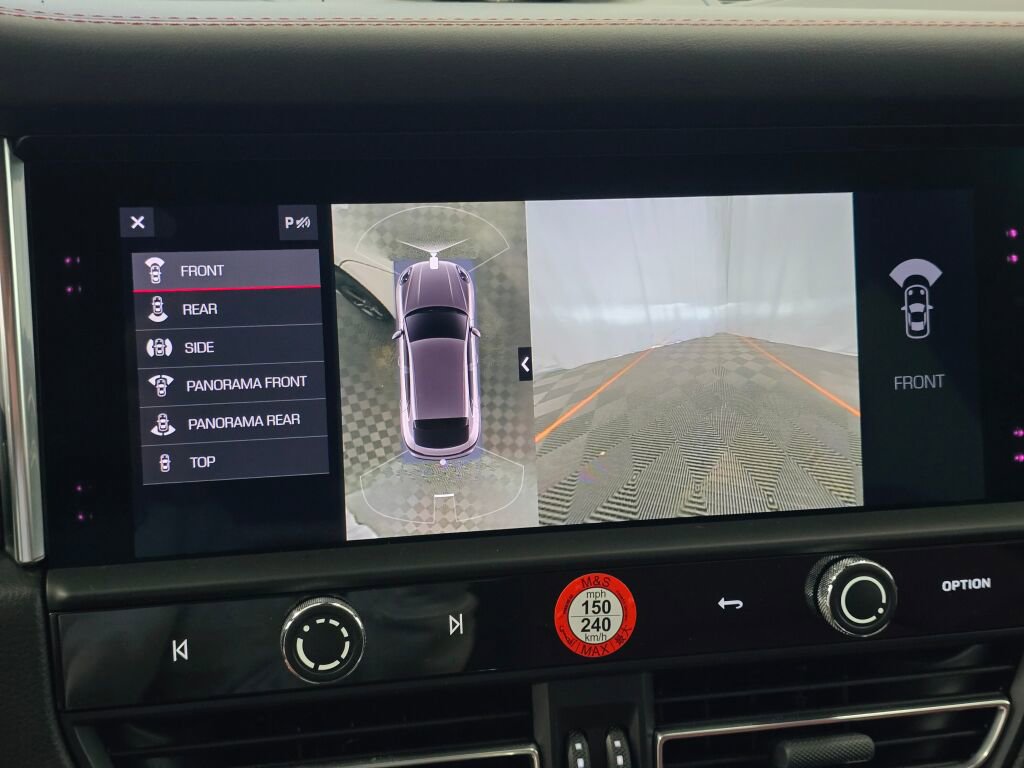 Certified 2025 Porsche Macan image 41
