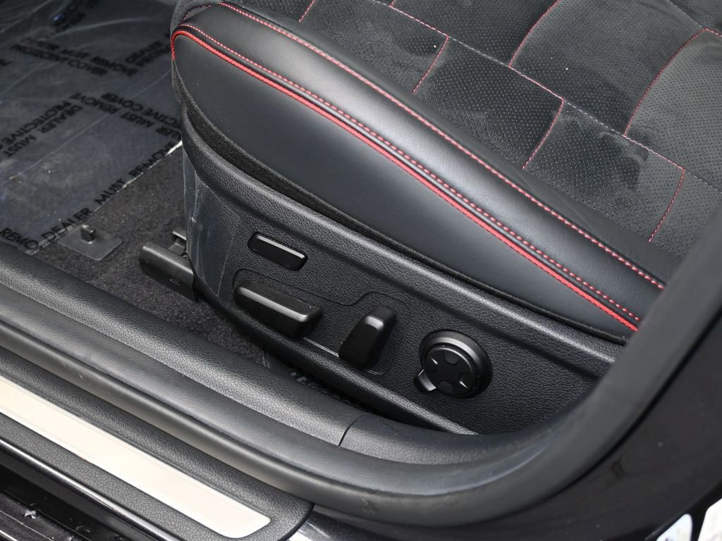 Used 2023 Kia Stinger GT2 image 13