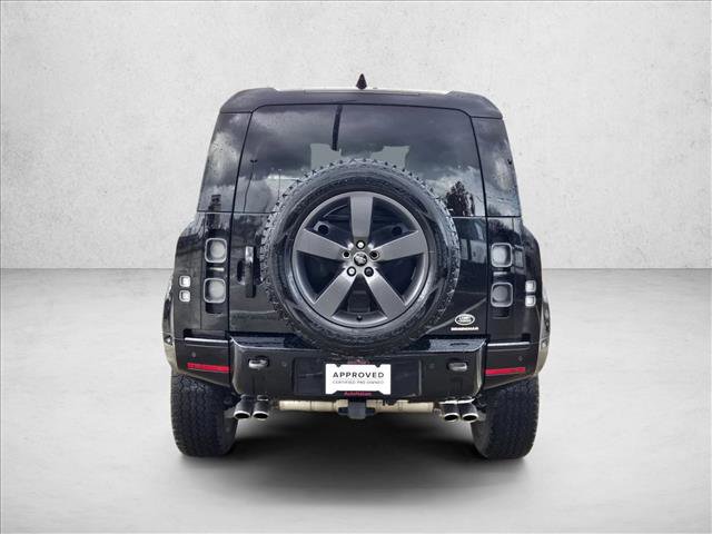 Certified 2023 Land Rover Defender 90 V8 image 5