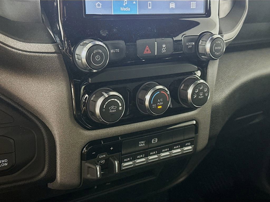 New 2026 RAM 5500 Tradesman w/ Chrome Appearance Group image 15
