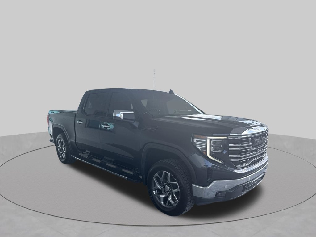 Used 2022 GMC Sierra 1500 SLT w/ SLT Premium Plus Package AWD/4WD image 13