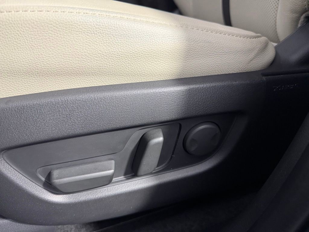 Used 2024 MAZDA CX-90 Plug-In Hybrid w/ Preferred image 22