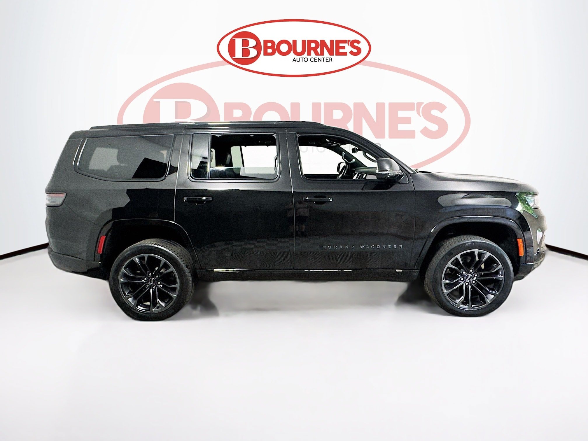 Used 2024 Jeep Grand Wagoneer Series II Obsidian w/ Quick Order Packagew 28T AWD/4WD image 14