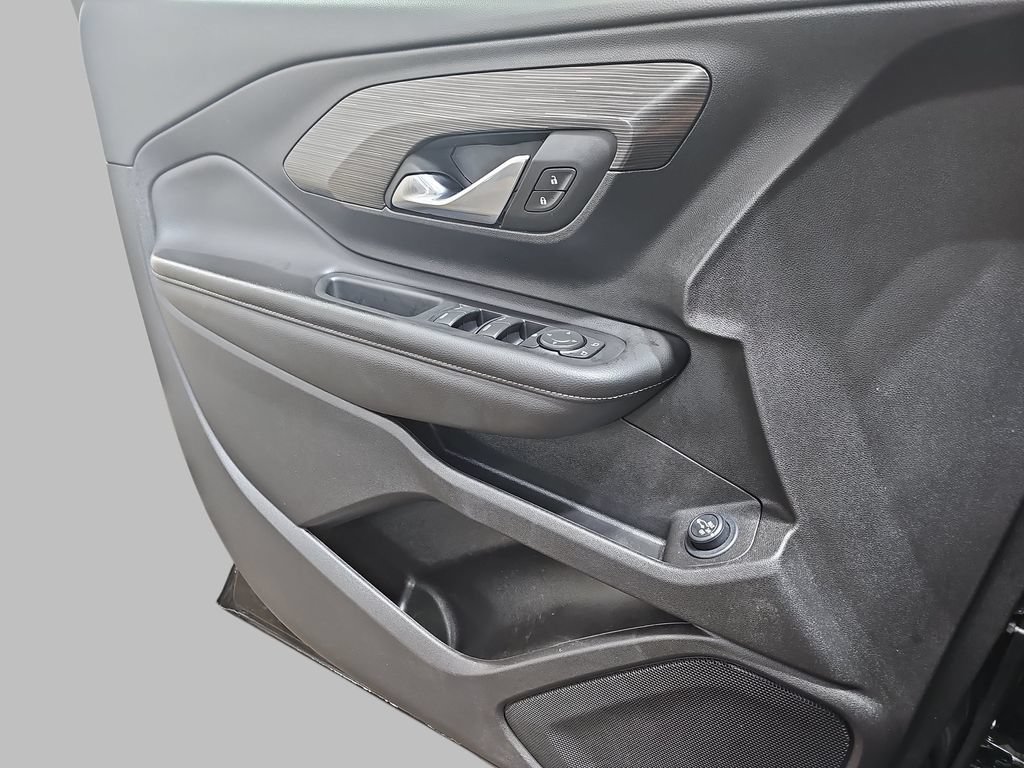 Certified 2024 GMC Terrain SLE w/ Driver Convenience Package FWD image 32