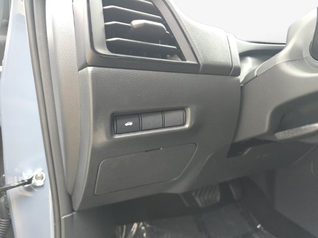 New 2027 Nissan Sentra SR w/ Floor Mat Package FWD image 40