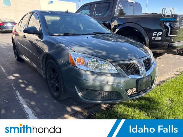 Used 2009 Pontiac G6 Sedan w/ Preferred Package FWD image 1