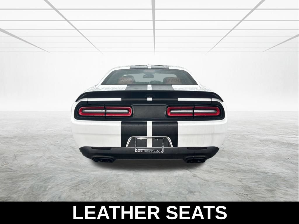 Used 2019 Dodge Challenger SRT Hellcat RWD image 6