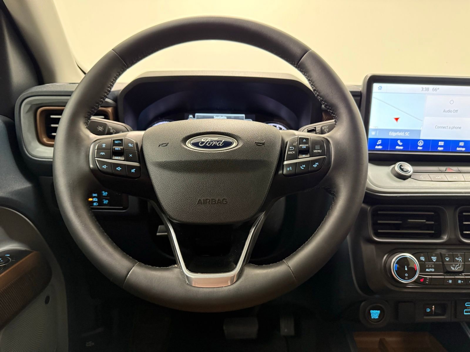 Used 2023 Ford Maverick Lariat w/ Lariat Luxury Package image 21