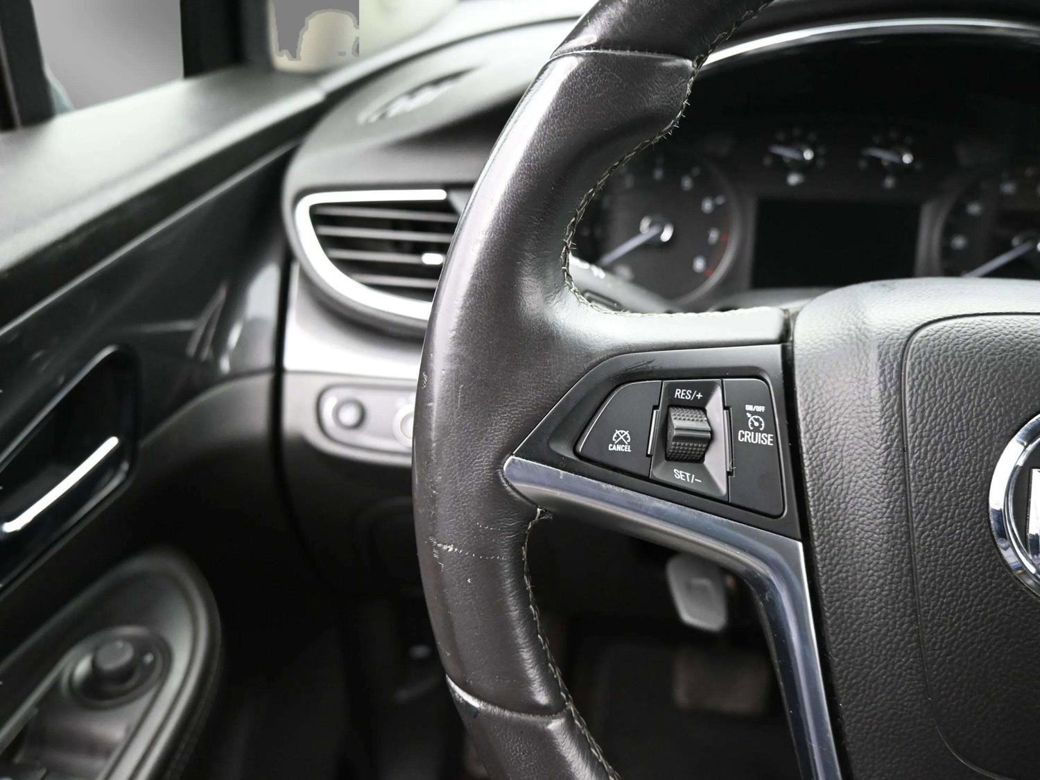 Used 2020 Buick Encore Preferred image 16