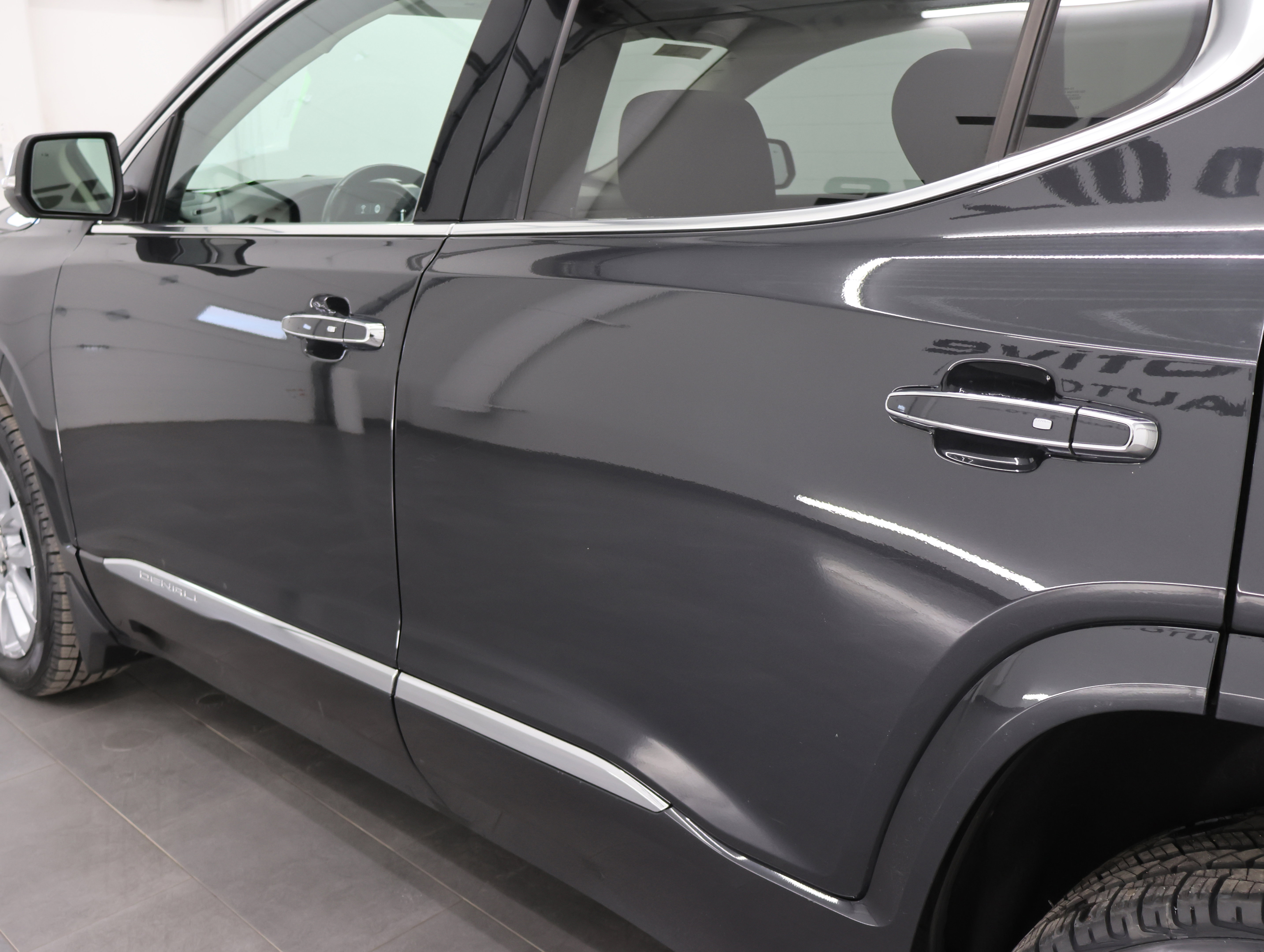 Used 2020 GMC Acadia Denali w/ Trailering Package image 42