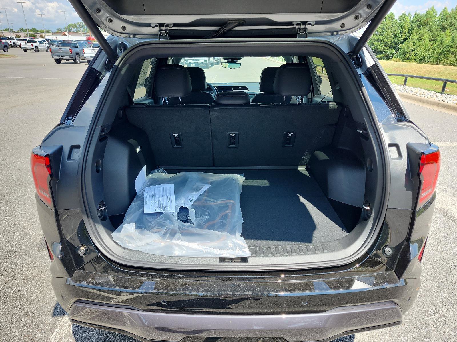 New 2026 GMC Terrain AT4 w/ Convenience Package III AWD/4WD image 7