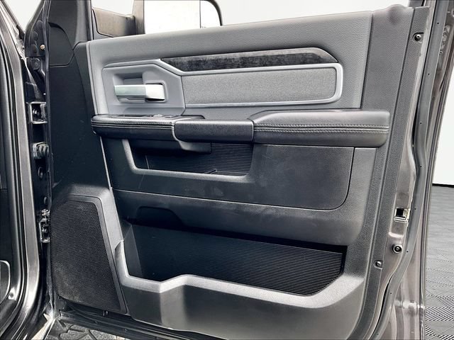 Used 2019 RAM 2500 Big Horn AWD/4WD image 12