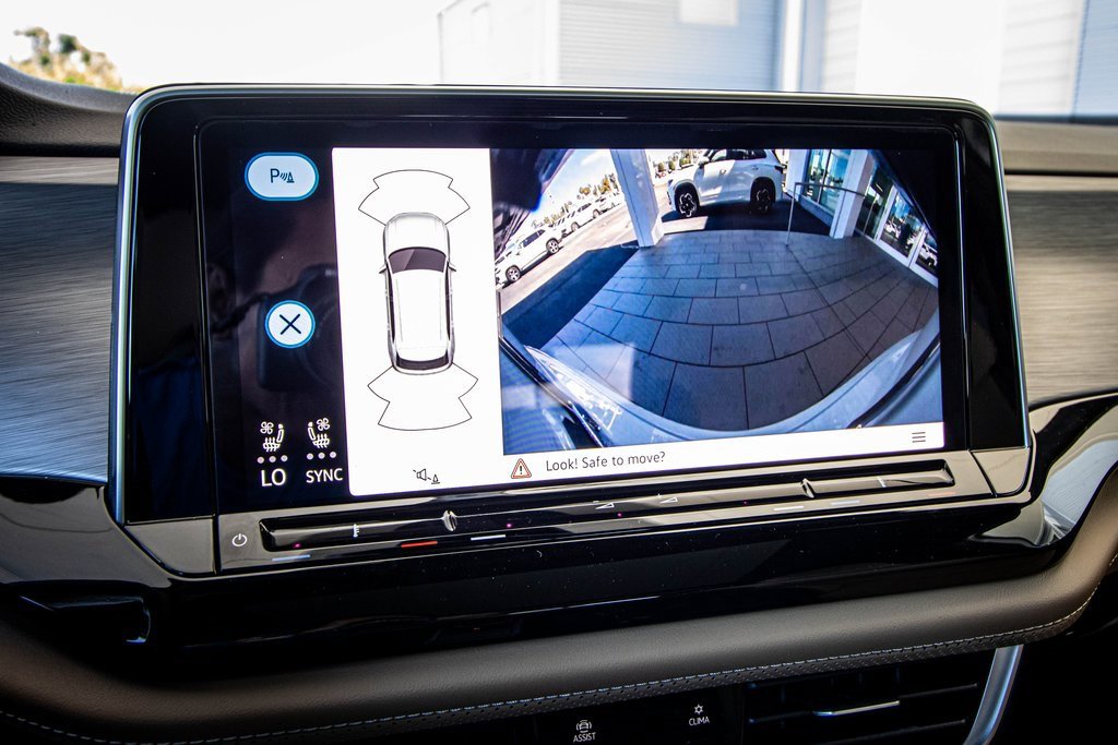 New 2026 Volkswagen Atlas Cross Sport SE image 4