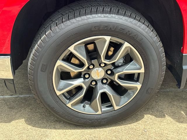 Used 2023 Chevrolet Silverado 1500 LT AWD/4WD image 5