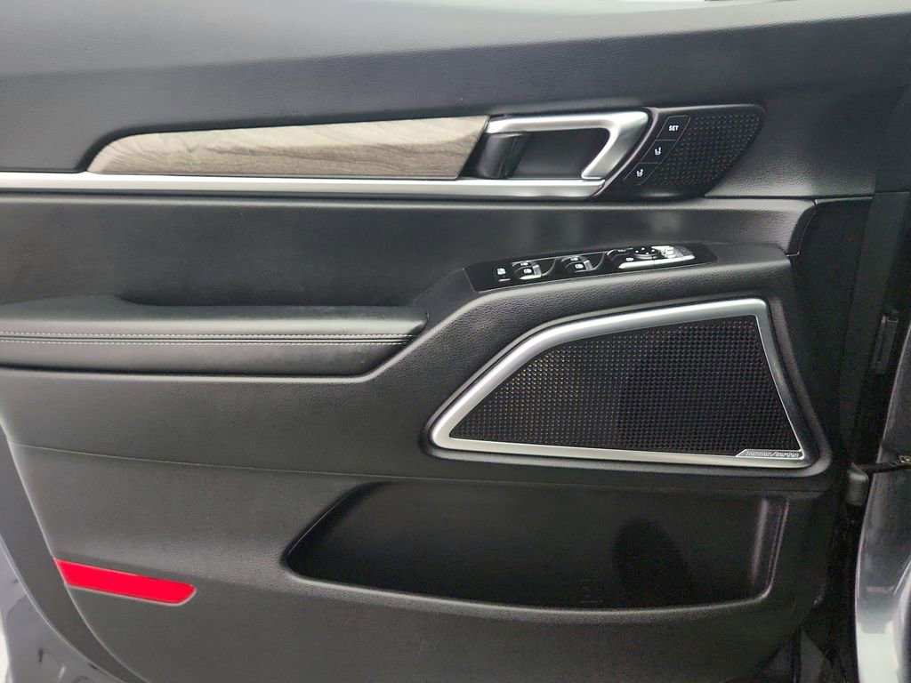 Used 2022 Kia Telluride SX image 33