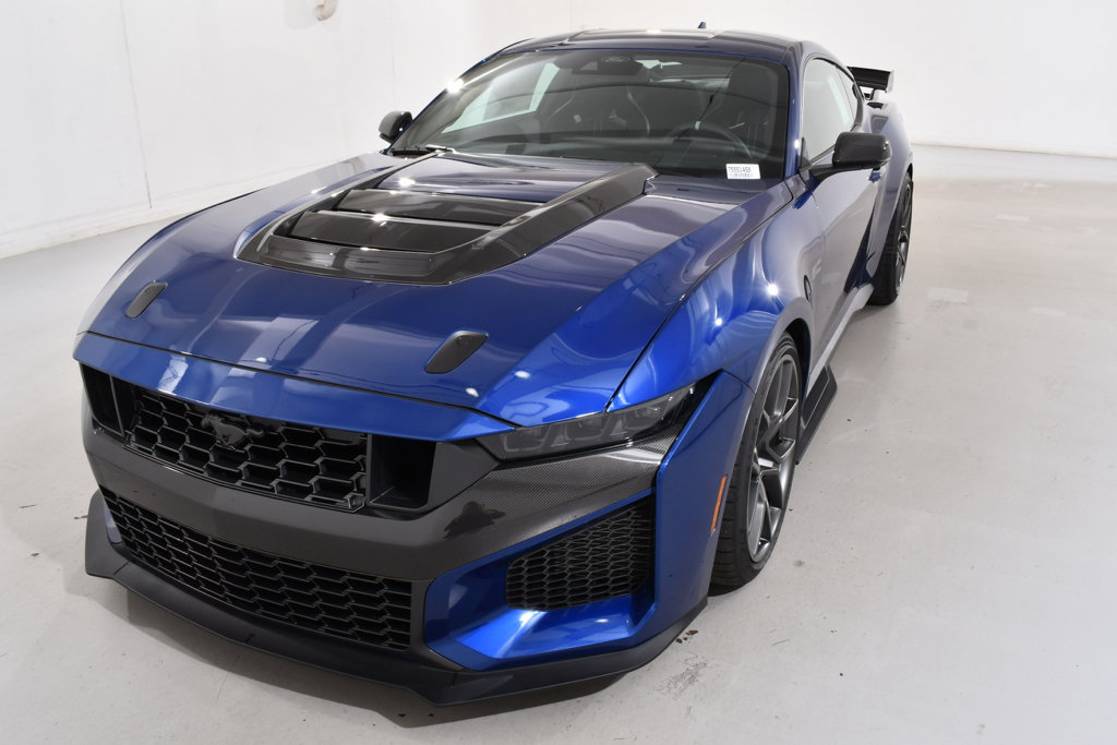 New 2026 Ford Mustang Dark Horse SC w/ Carbon Fiber Exterior Package RWD image 2