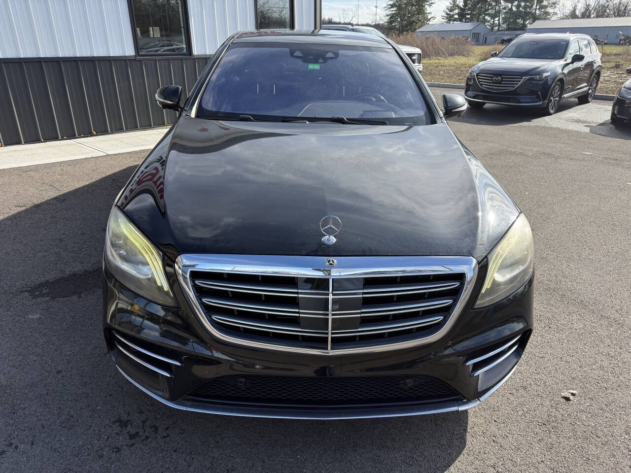 Used 2018 Mercedes-Benz S 560 Sedan image 3