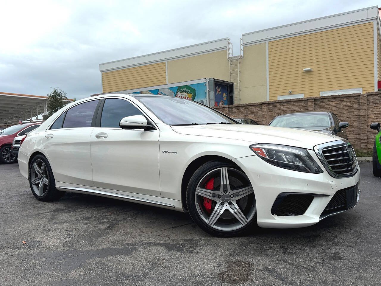 Used 2017 Mercedes-Benz S 63 AMG 4MATIC Sedan image 5