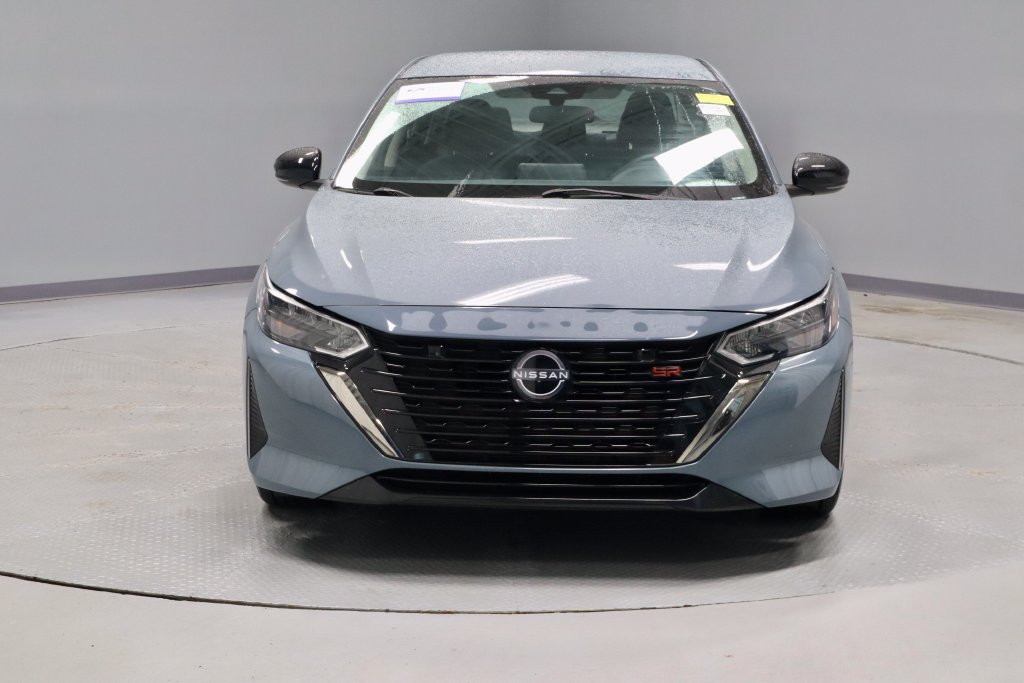 Certified 2025 Nissan Sentra SR FWD image 6