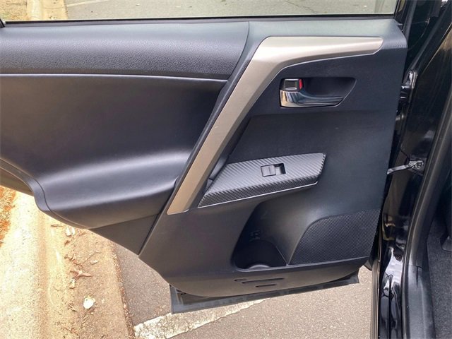 Used 2013 Toyota RAV4 Limited image 10