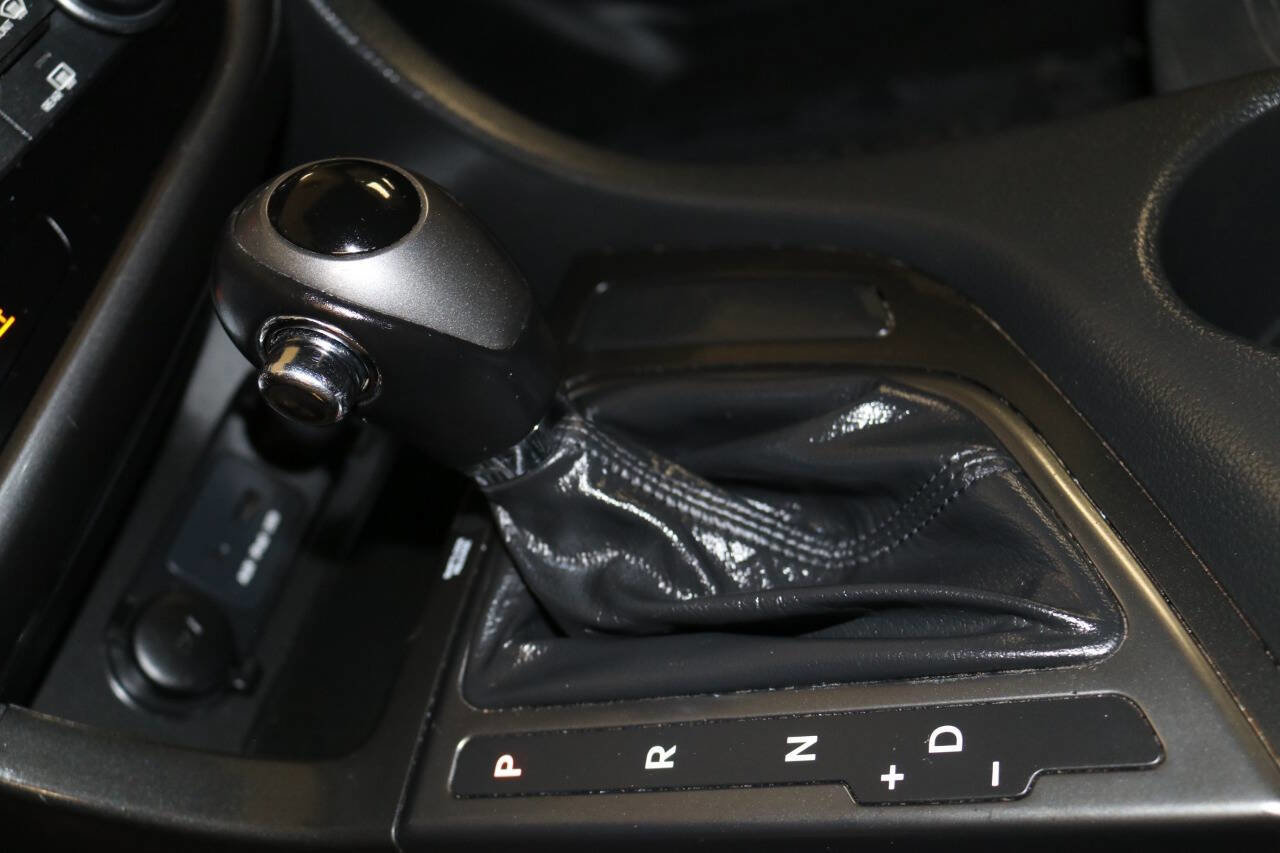 Used 2012 Kia Optima Hybrid FWD image 32