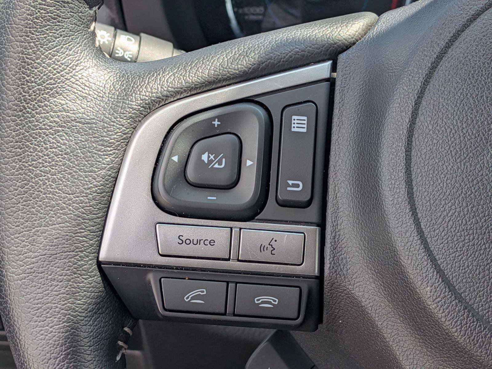 Used 2018 Subaru Forester 2.5i Touring AWD/4WD image 18