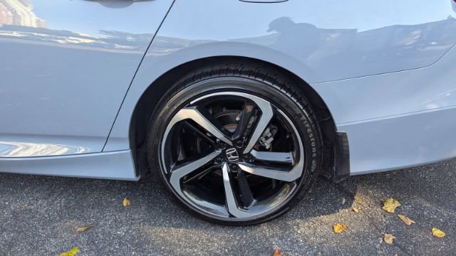 Used 2022 Honda Accord Sport image 9
