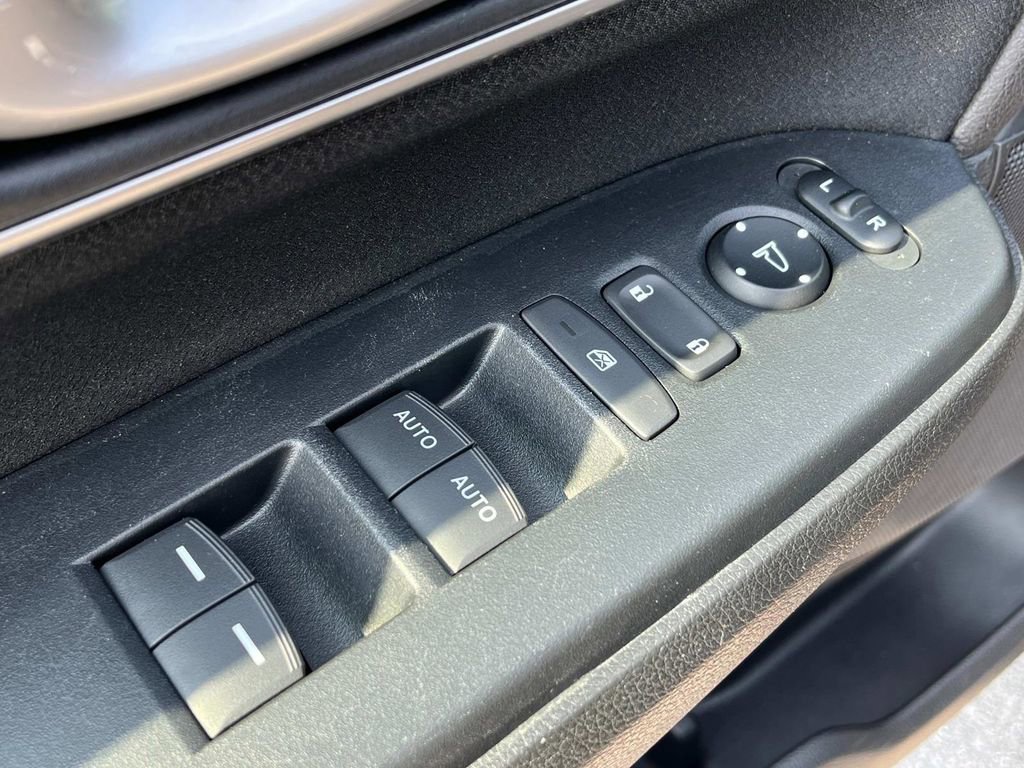 Used 2022 Honda CR-V EX image 27