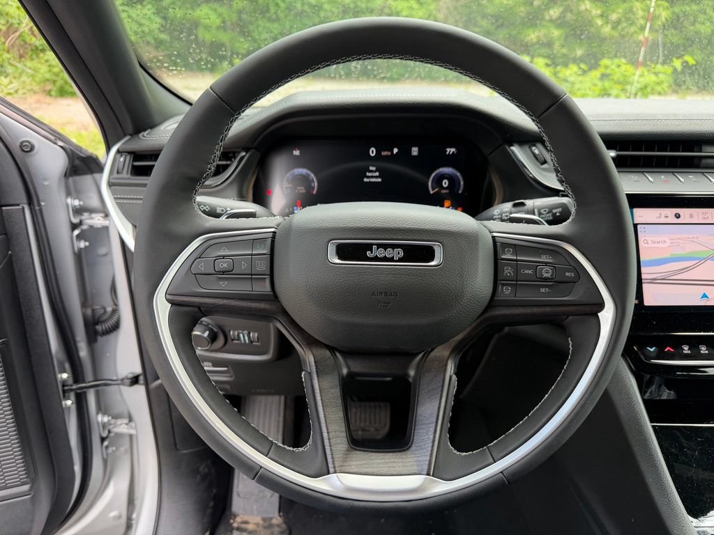 New 2026 Jeep Grand Cherokee Altitude AWD/4WD image 11