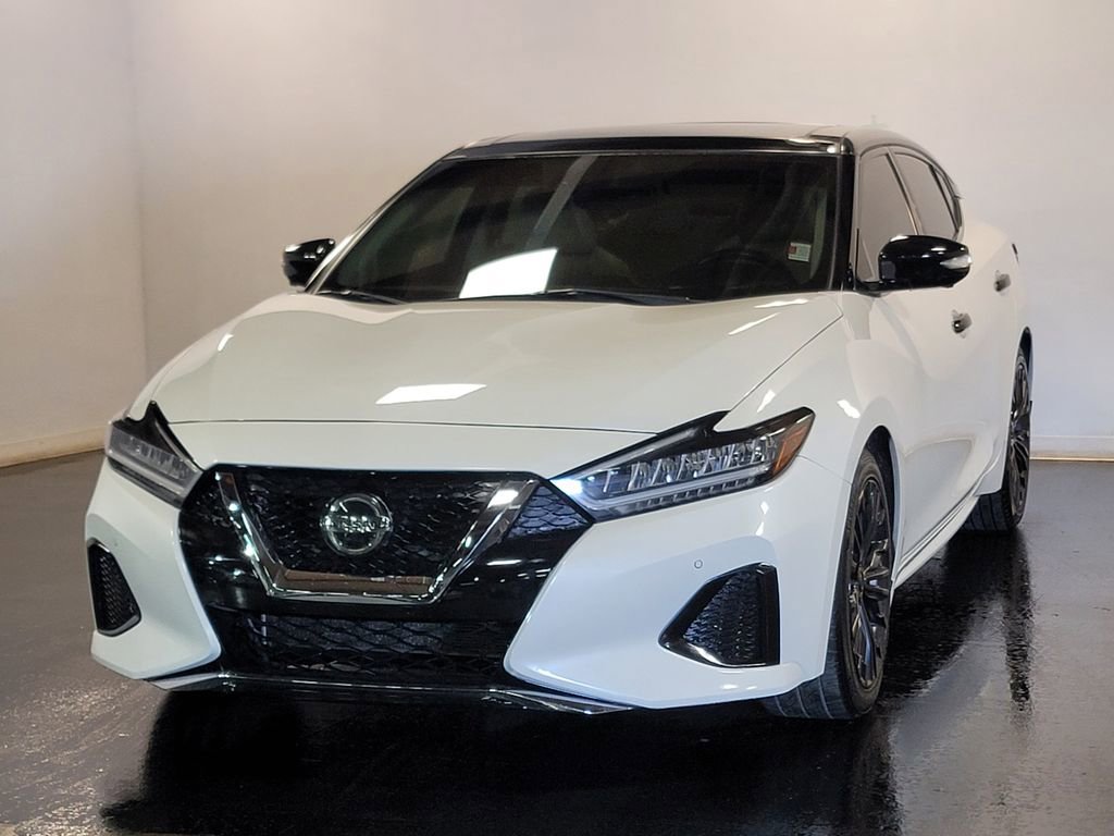 Used 2017 Nissan Maxima Platinum w/ Medallion Package image 4