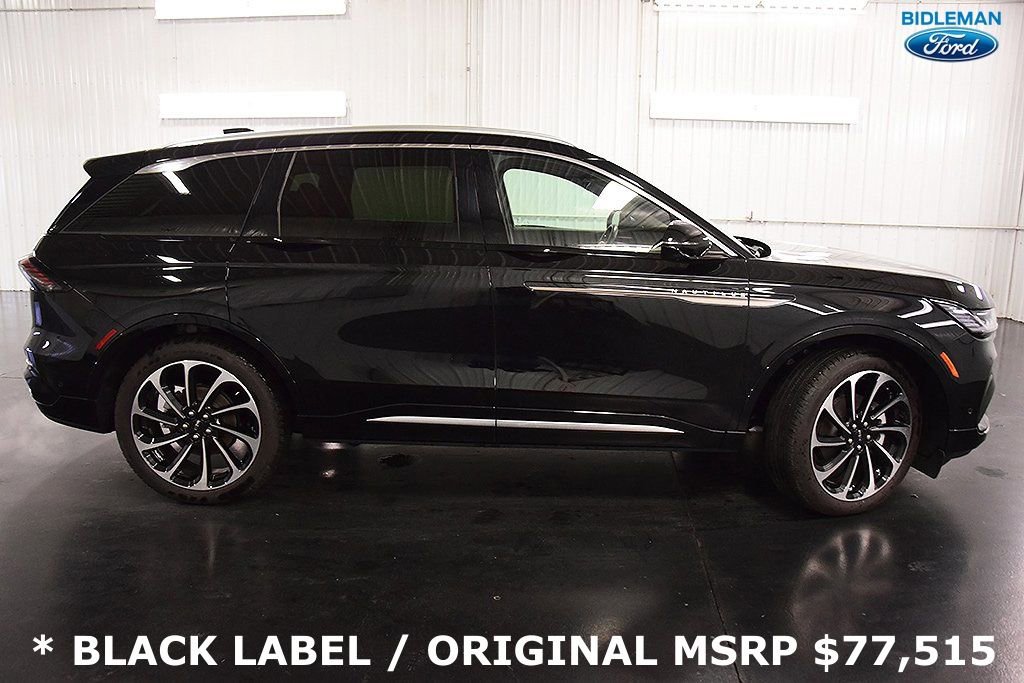 Used 2024 Lincoln Nautilus Black Label image 8