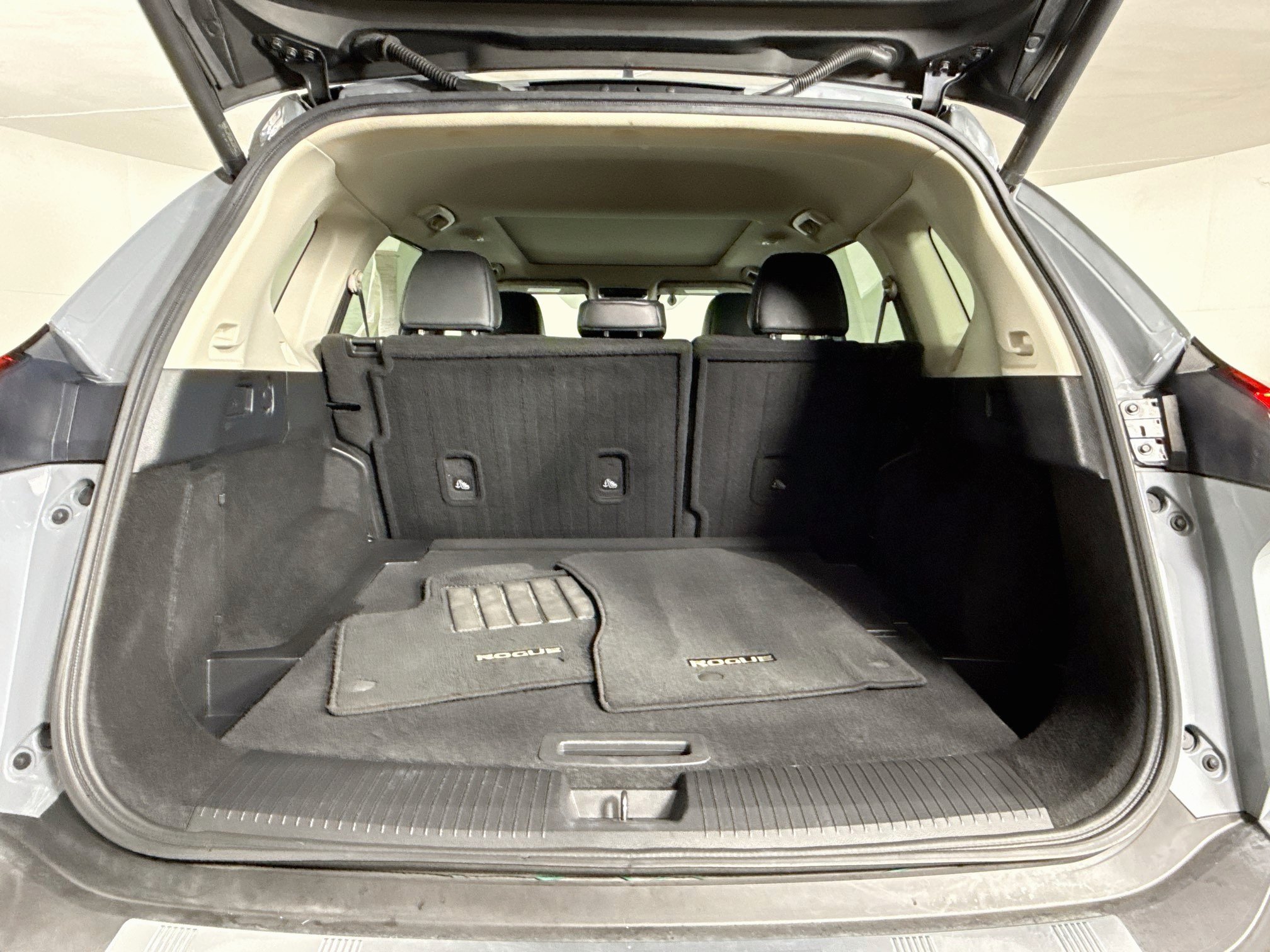 Used 2021 Nissan Rogue SL w/ Premium Package FWD image 35