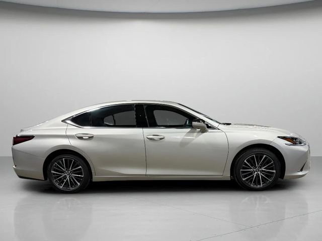 Used 2023 Lexus ES 350 w/ Premium Package image 2