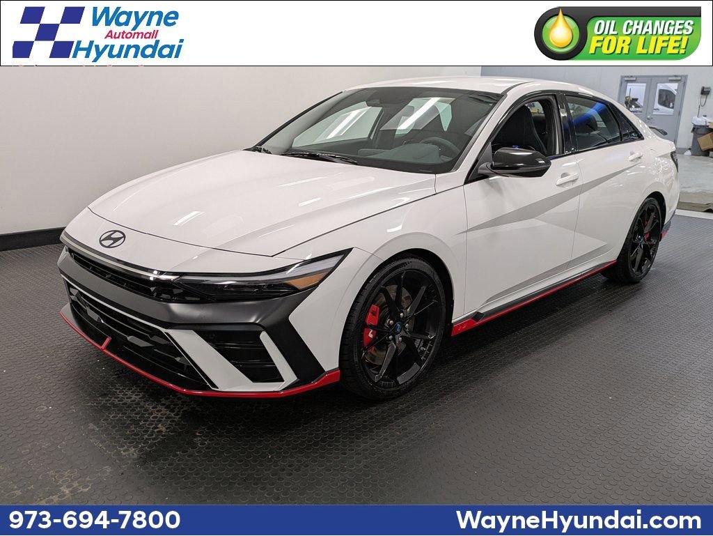 Used 2025 Hyundai Elantra N Base image 1