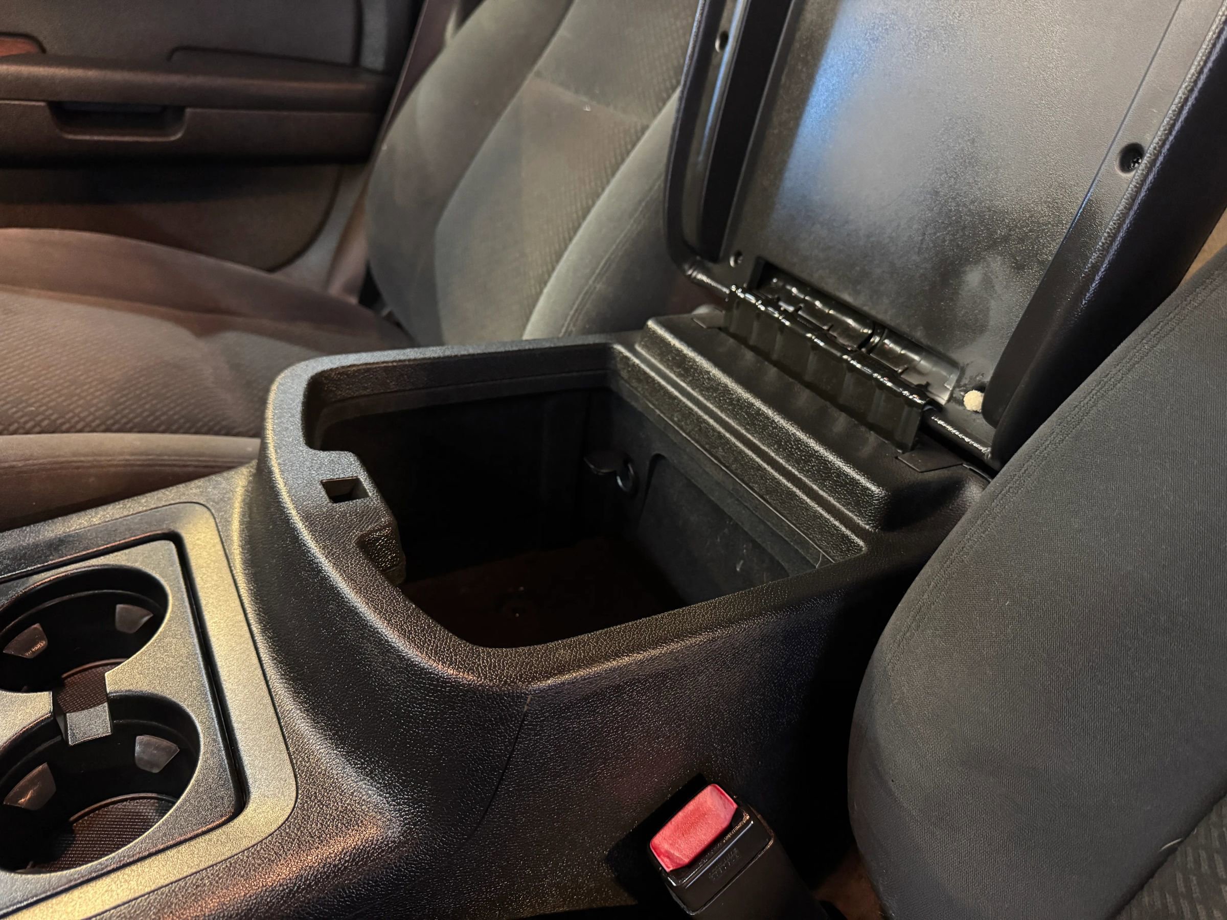 Used 2008 Chevrolet Suburban LT w/ Convenience Package 1 image 20