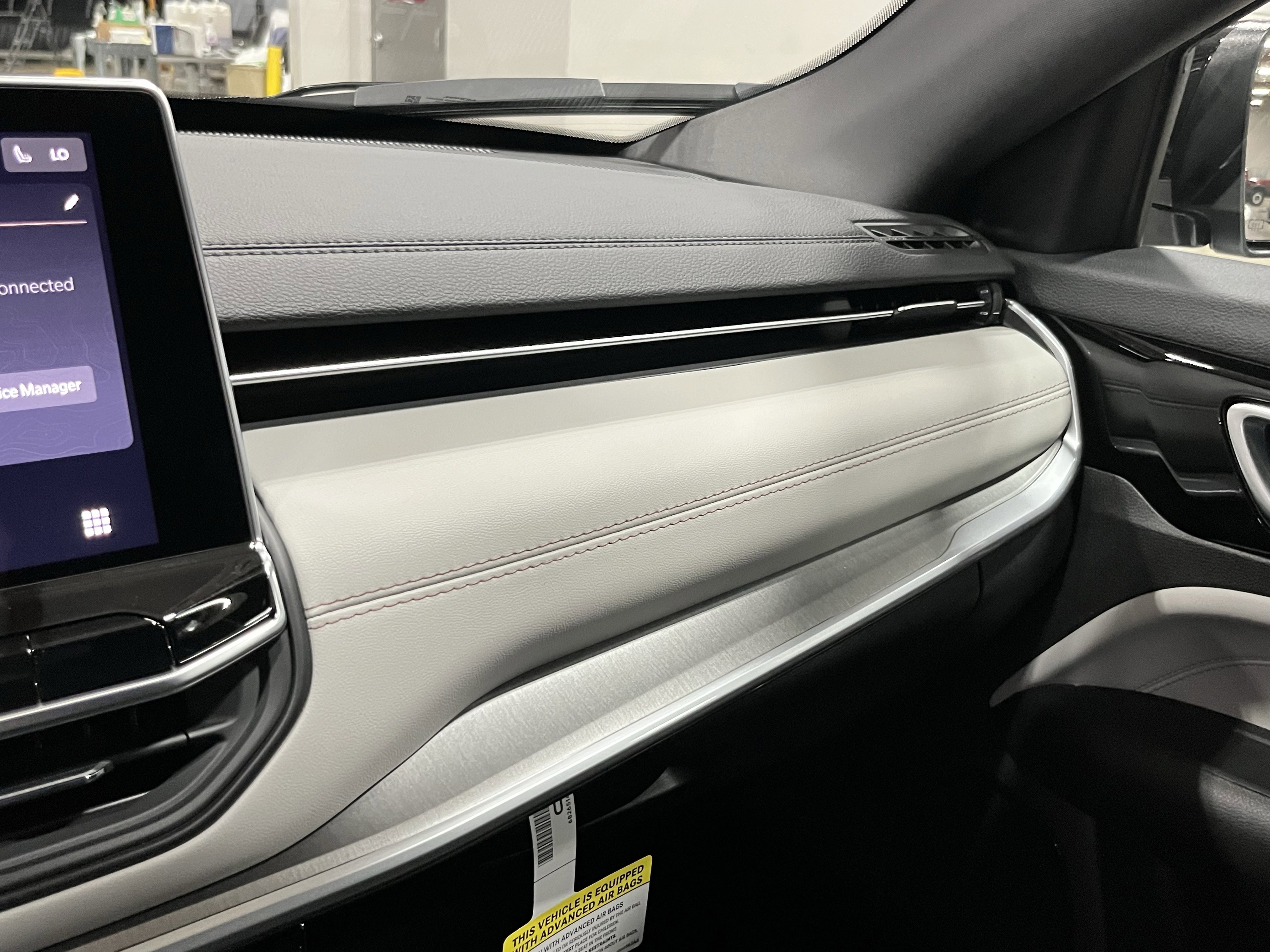 Certified 2026 Jeep Compass Limited image 24