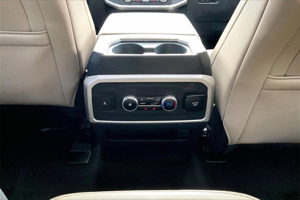 Used 2024 Ford Expedition Max Limited image 17