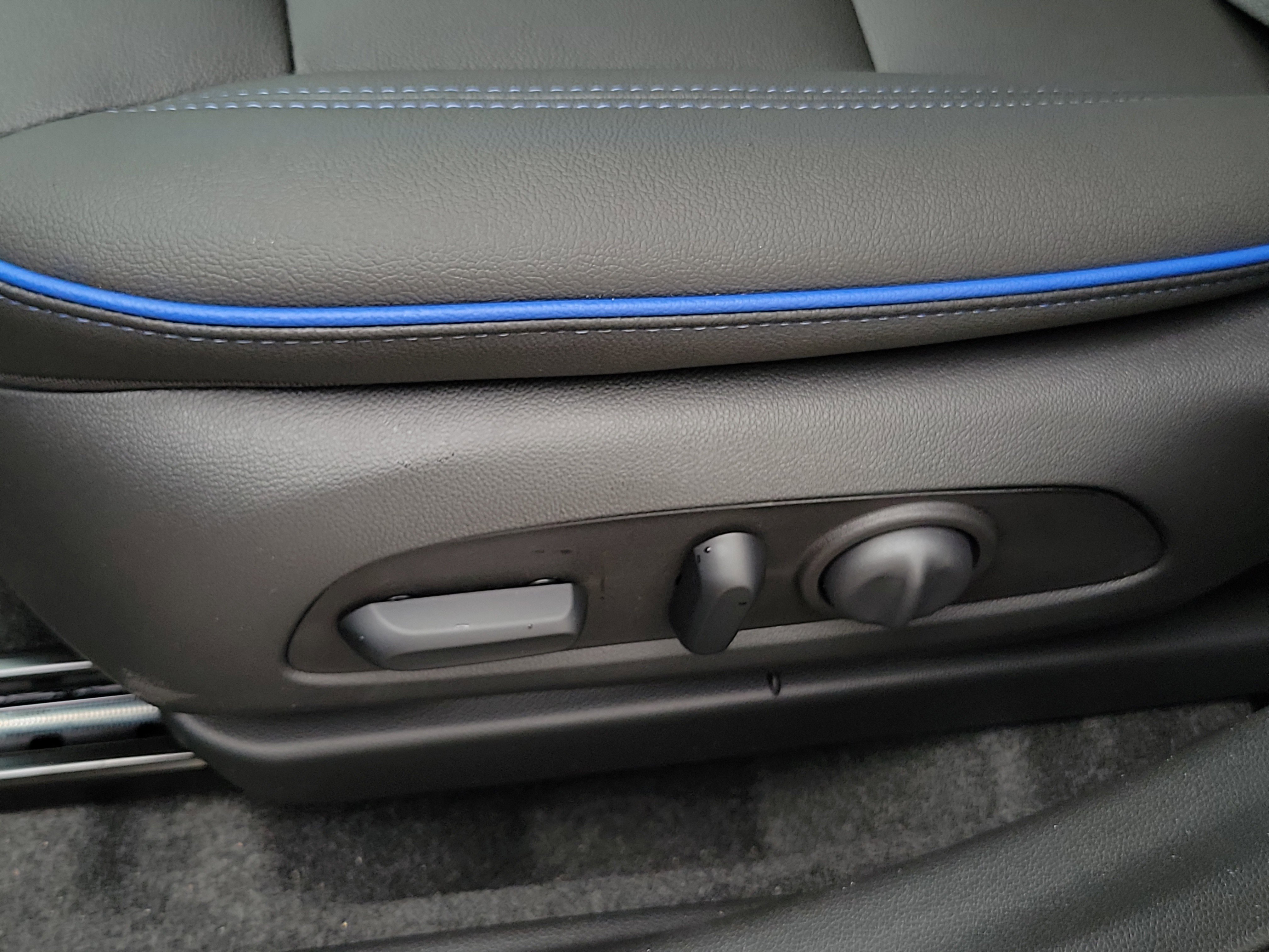 New 2026 Buick Envista Sport Touring image 23