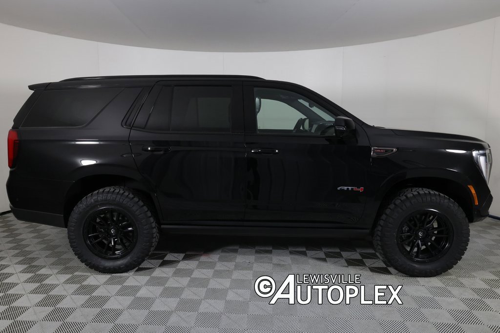 Used 2025 GMC Yukon AT4 Ultimate w/ LPO, Illumination Package image 4