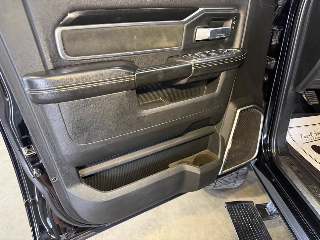 Used 2020 RAM 2500 Laramie AWD/4WD image 14